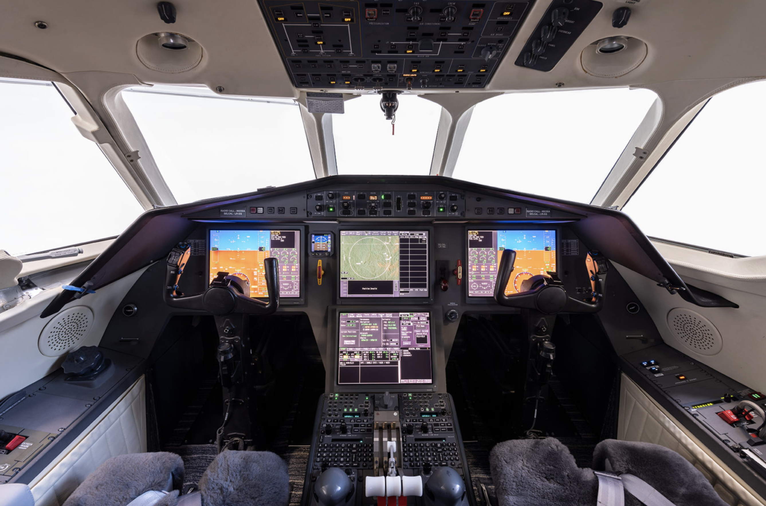 Dassault Falcon-900EX