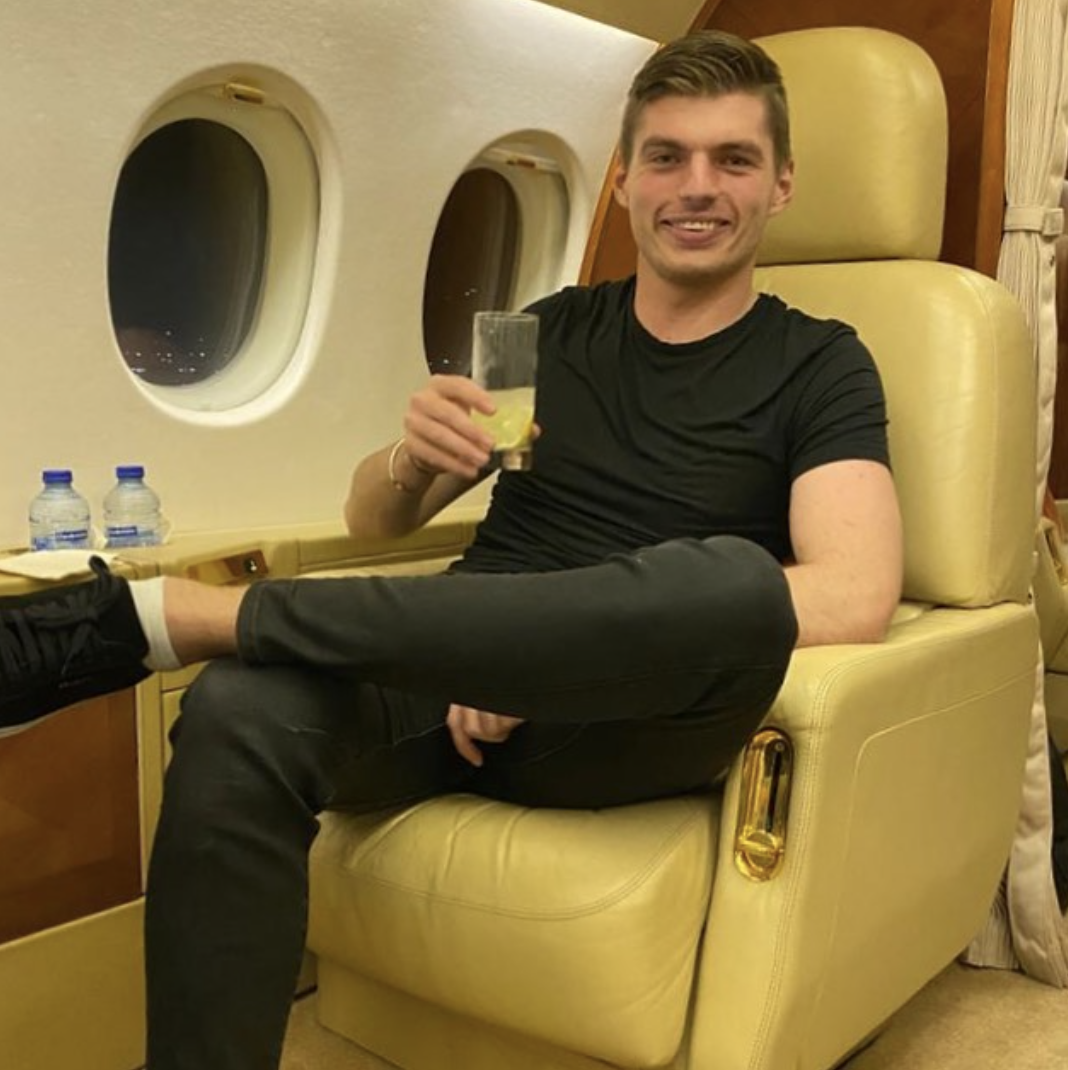 Max Verstappen jet privado