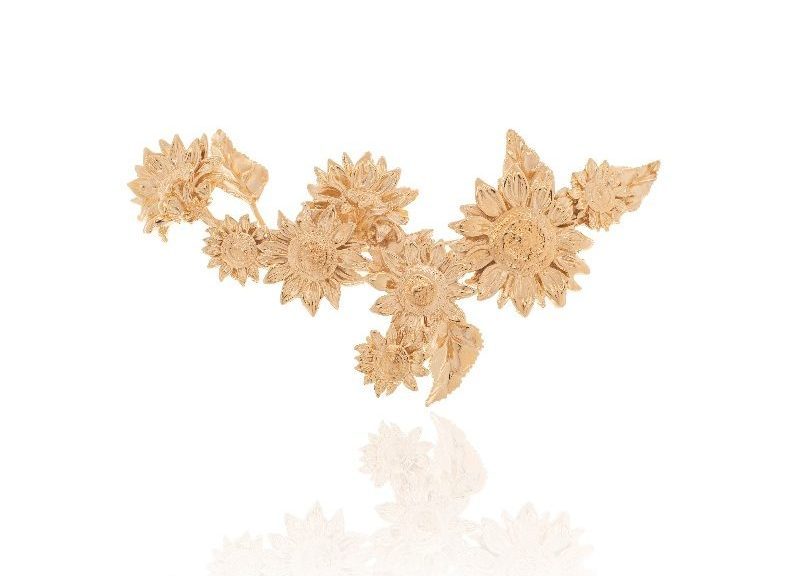 Broche
