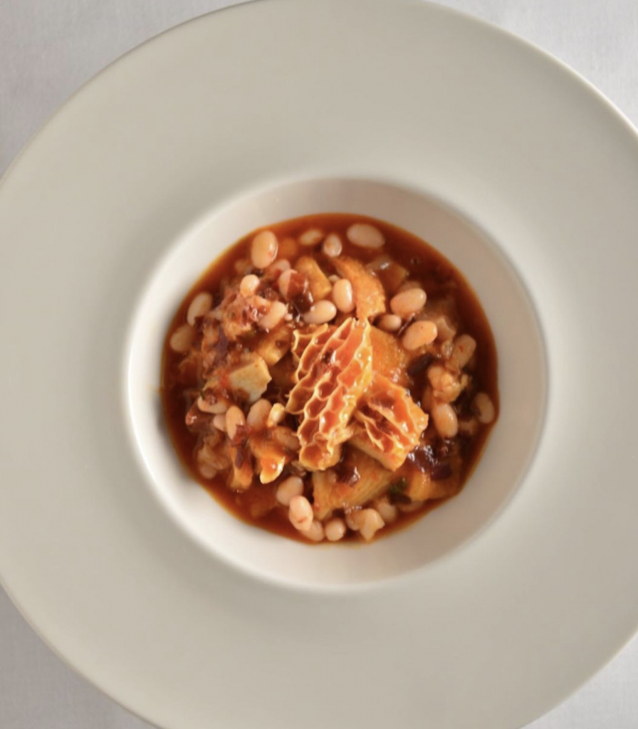 Los famosos callos del restaurante Ovillo
