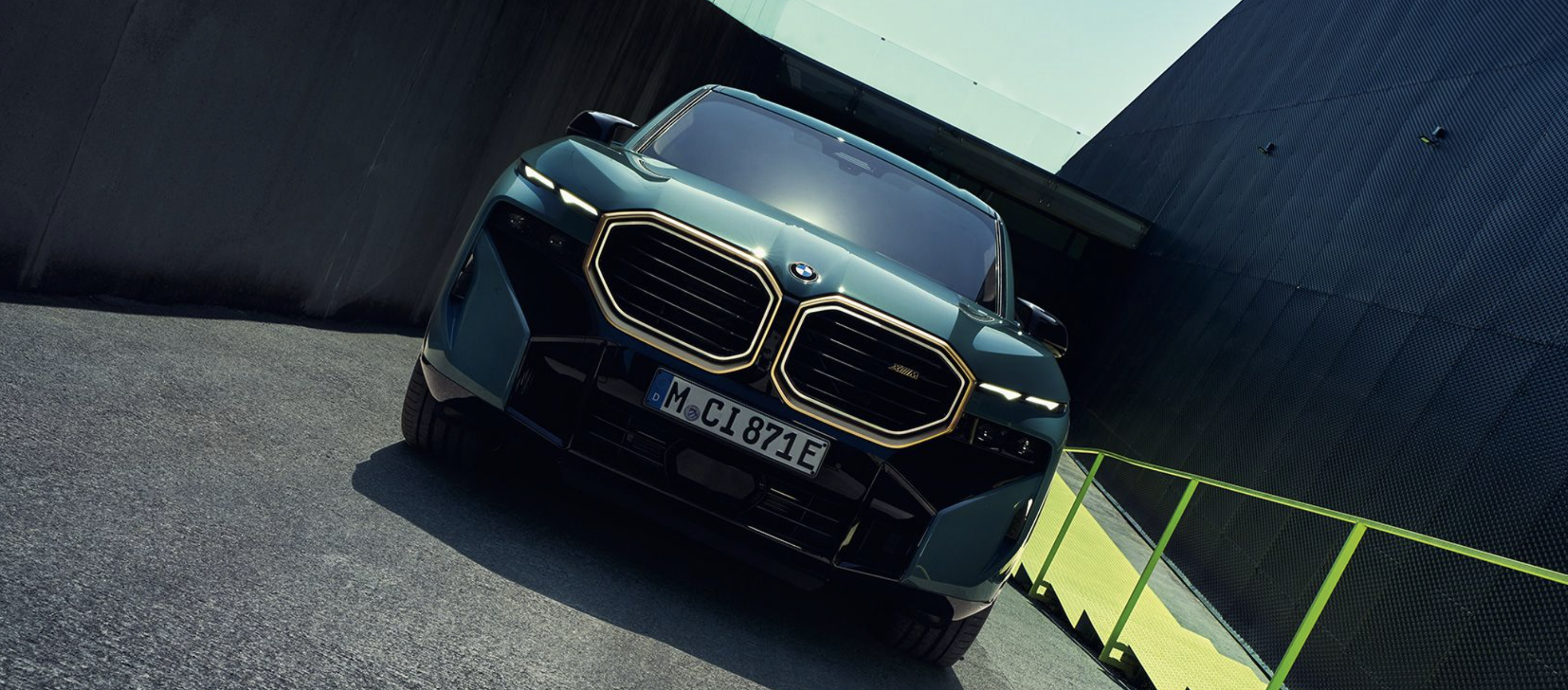 BMW XM