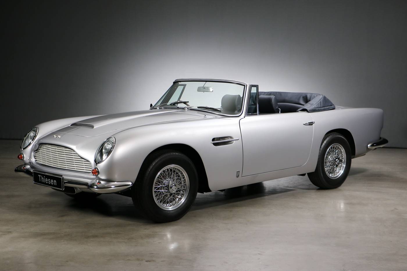 1965 Aston Martin DB5 Volante coupe descapotable