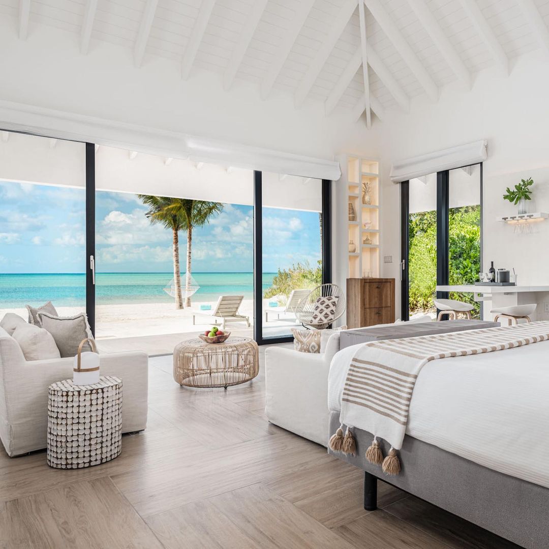 Ambergris Cay Private