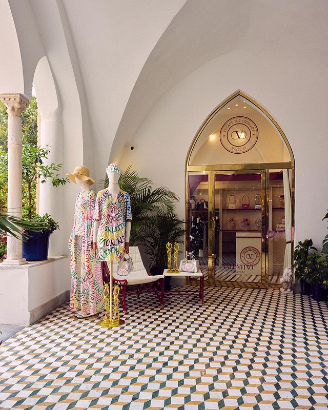 Valentino pop up