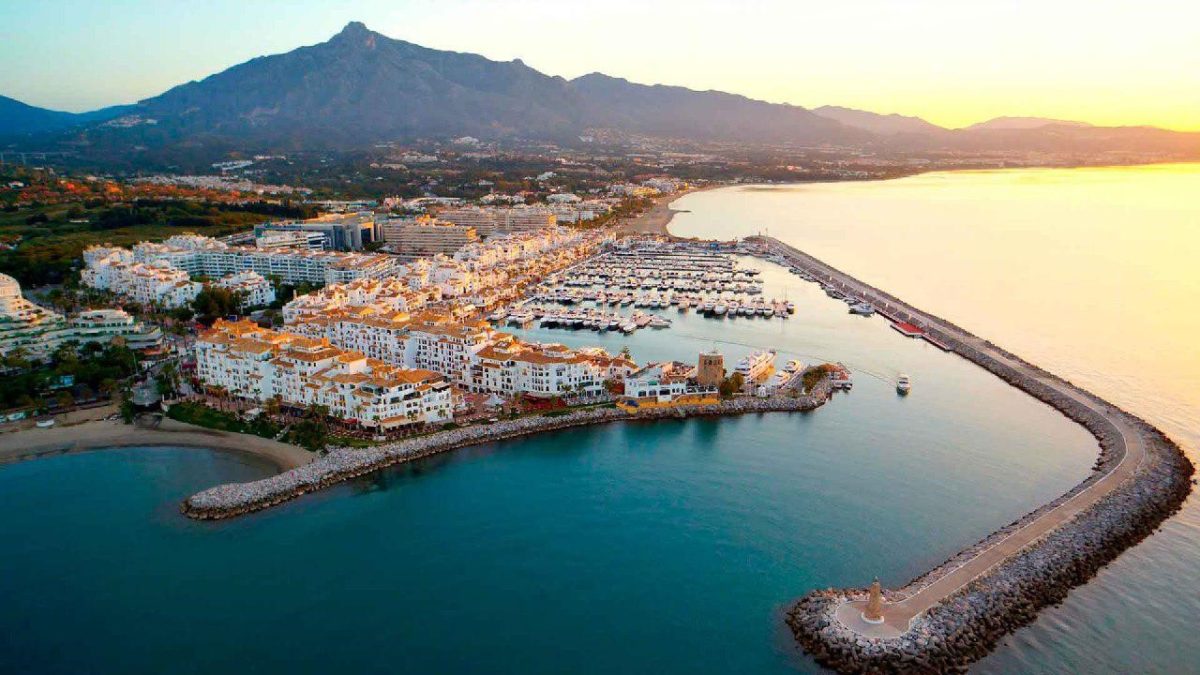 Puerto Banús