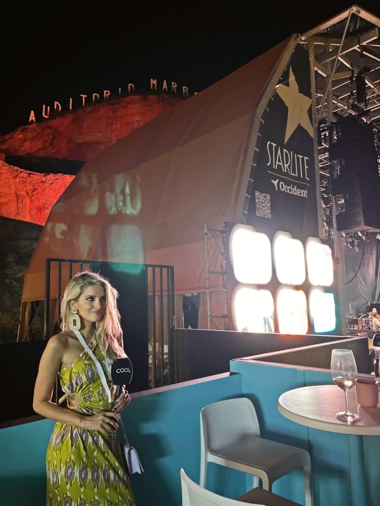 Fina Grosso de COOL viviendo la experiencia Starlite con Iqos