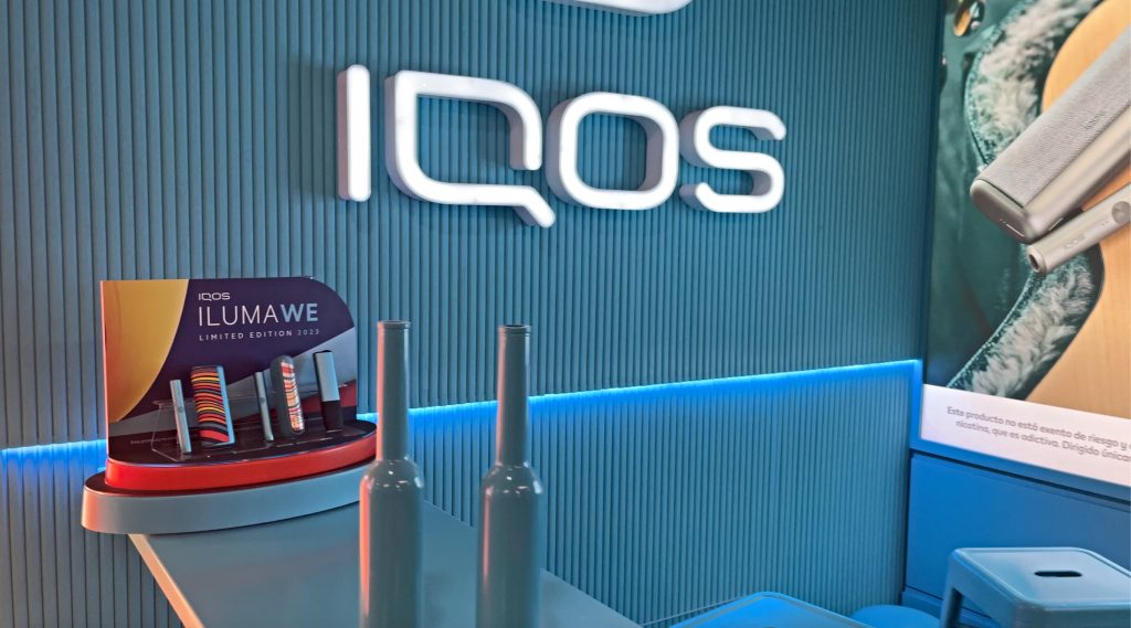 Stand de Iqos en Starlite Occident