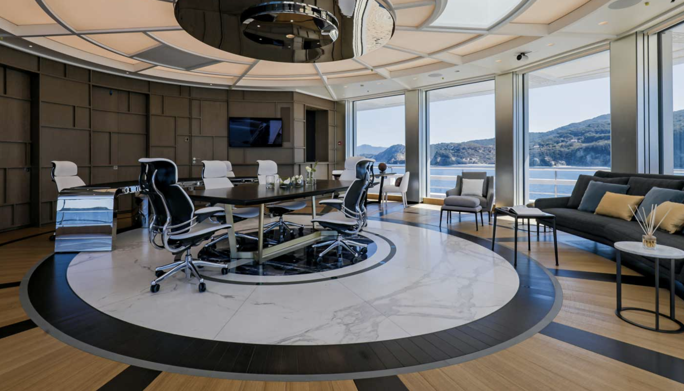 Yate Luminosity Benetti