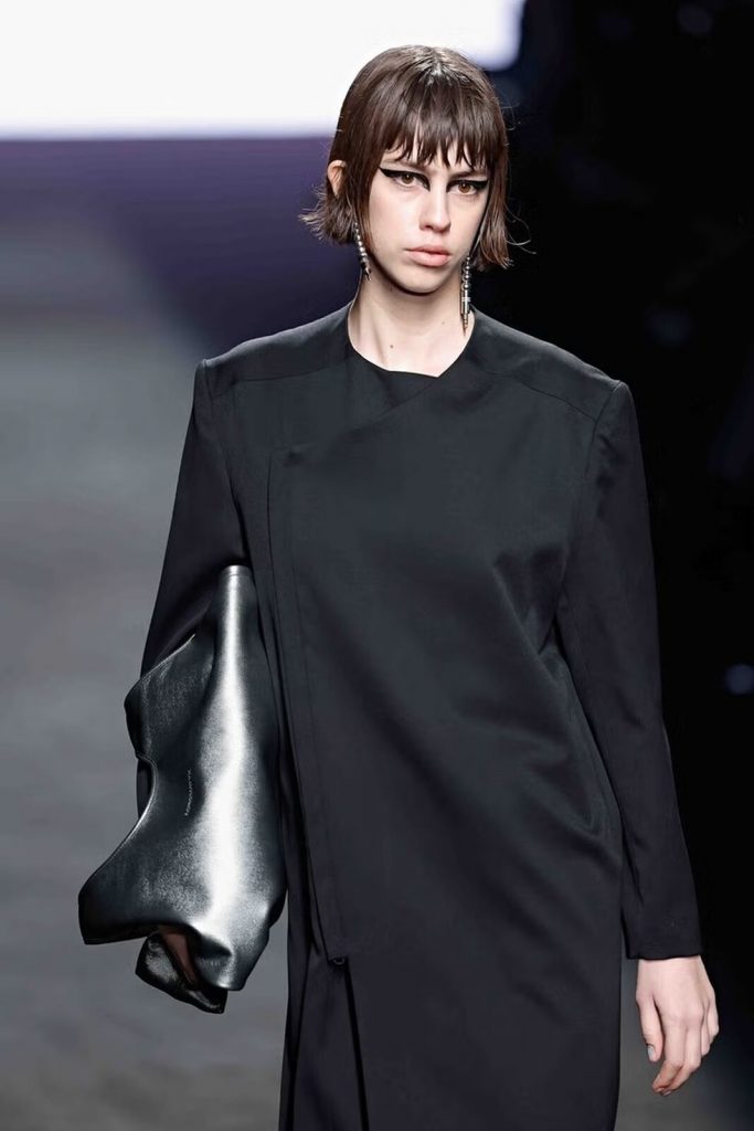 Acromatyx Madrid Fashion Week