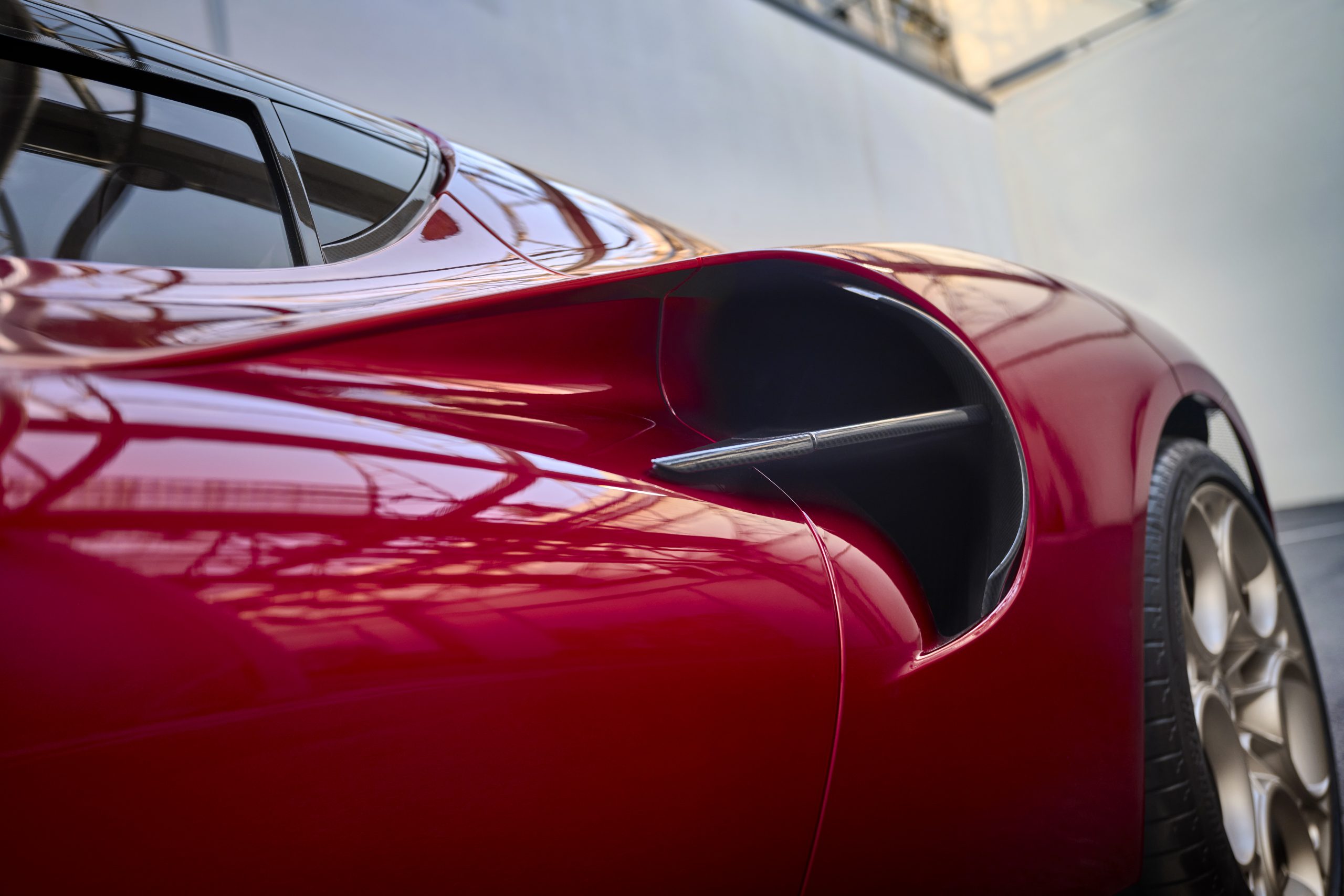 dise&ntilde;o exterior alfa romeo