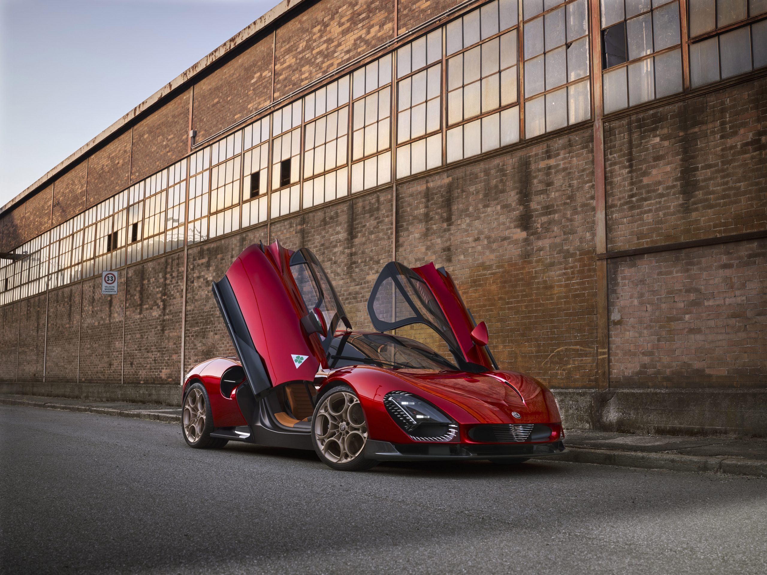 33 Stradale