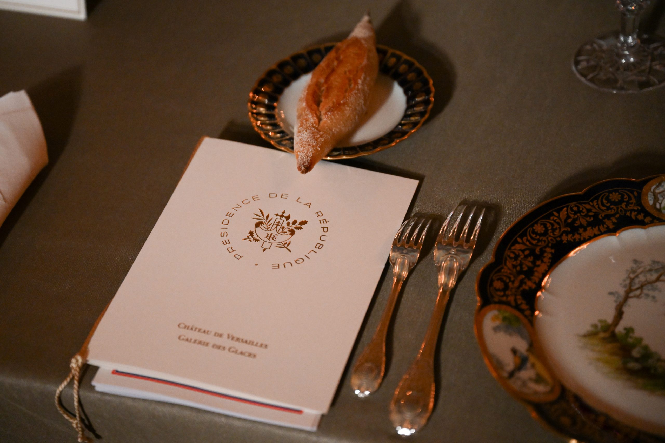 cena presidente macron menu