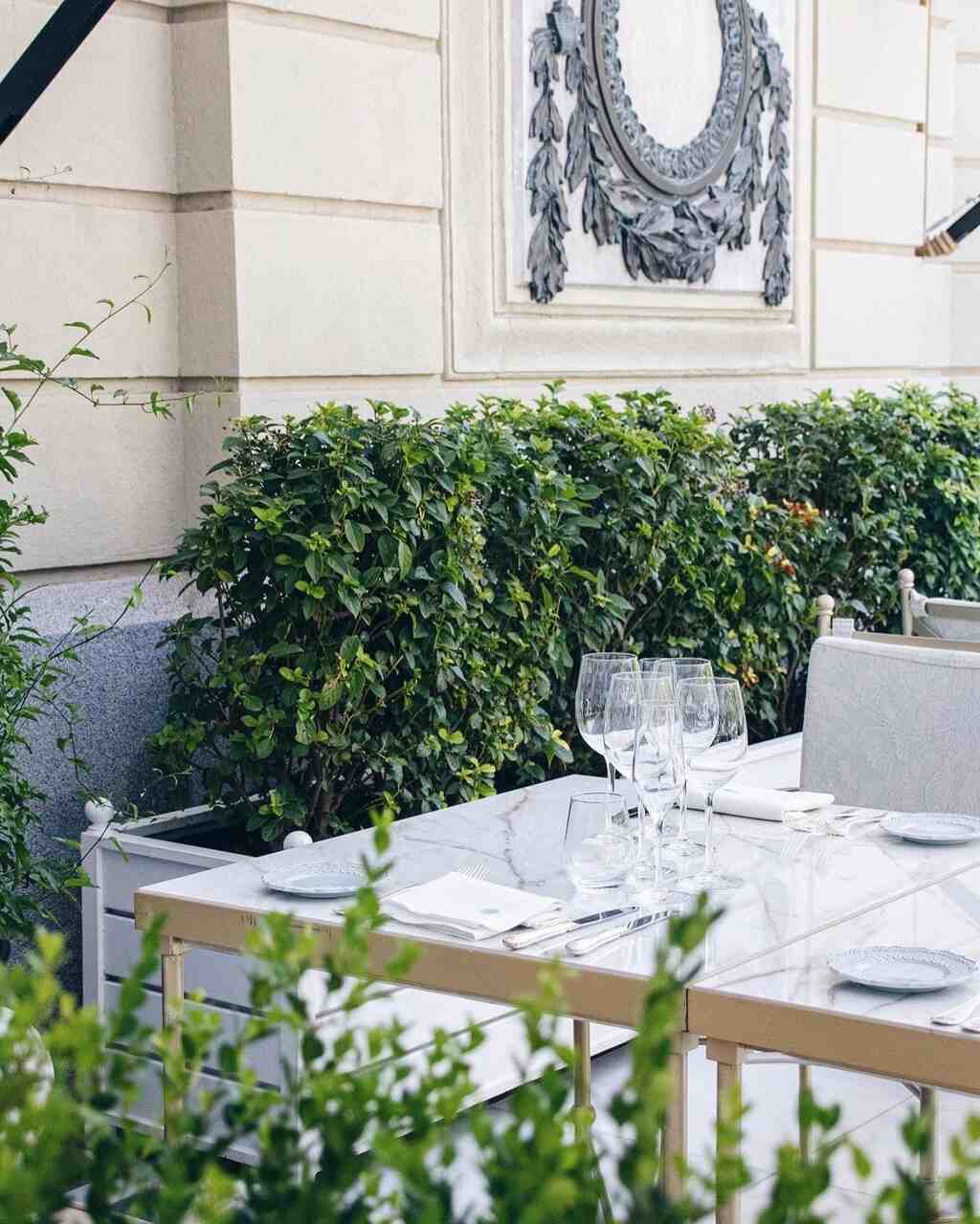 brunch hotel