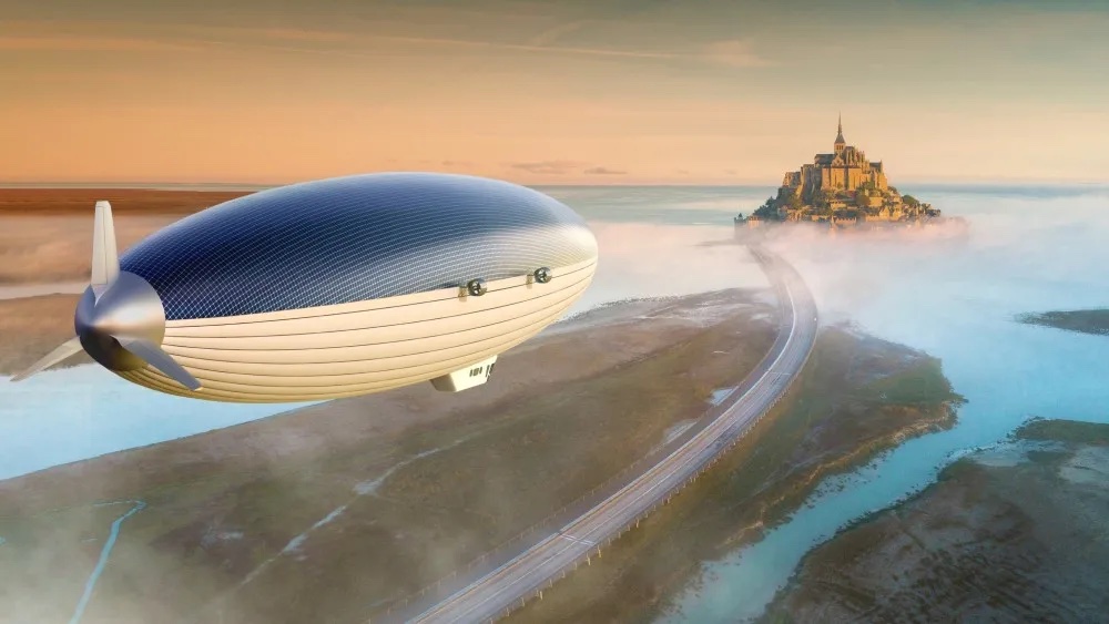 Dirigible placas solares volando