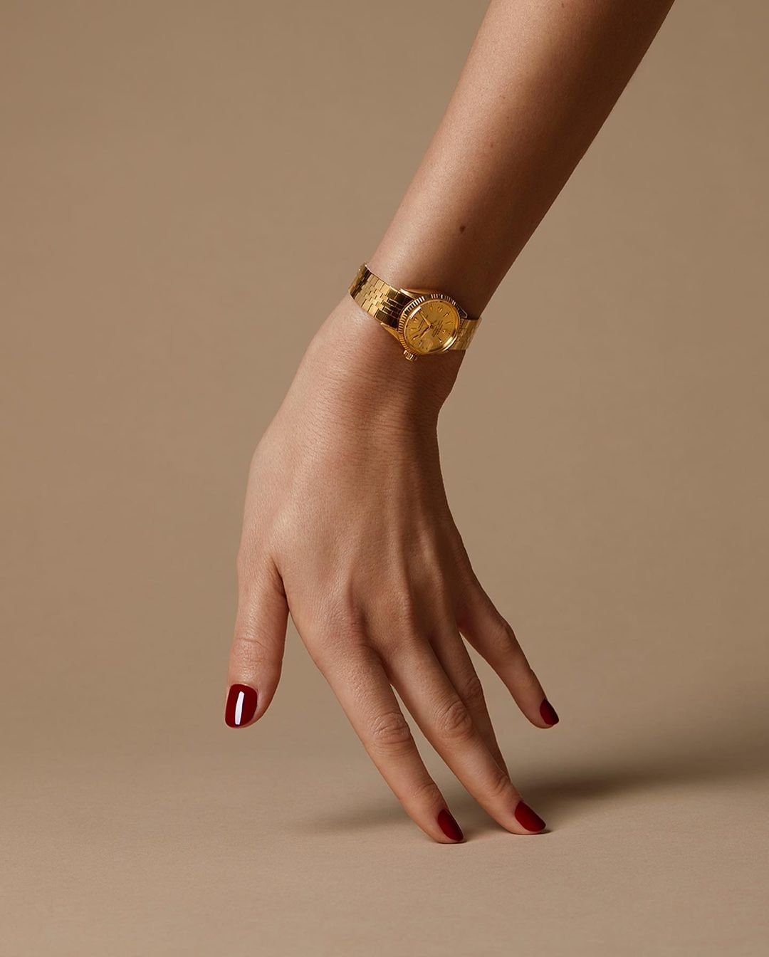 Reloj amarillo