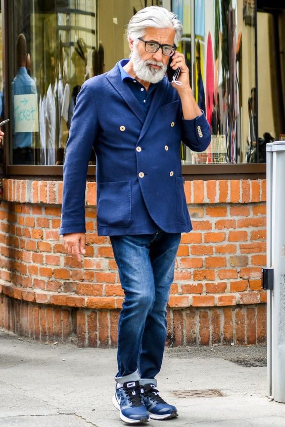 Inspo traje con deportivas, traje con deportivas, deportivas tendencia, sneakers