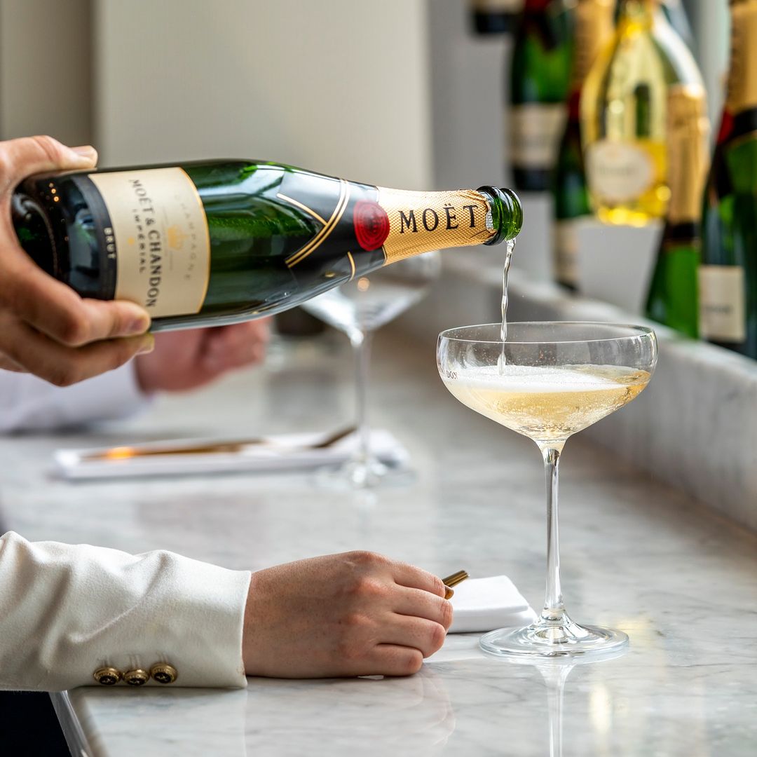 Champagne Bar Grand Caf&eacute; Krasnapolsky