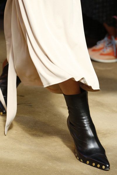 Botas con tachuelas