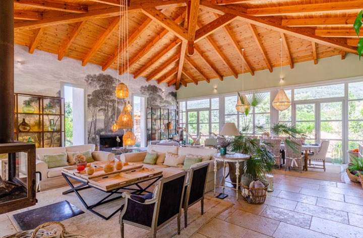 Casa rural en &Aacute;via