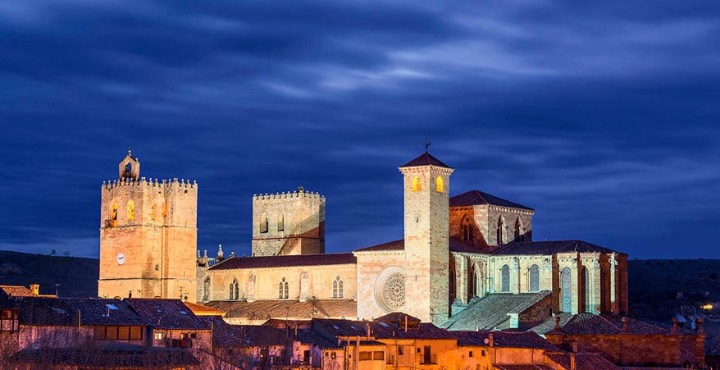 Sig&uuml;enza