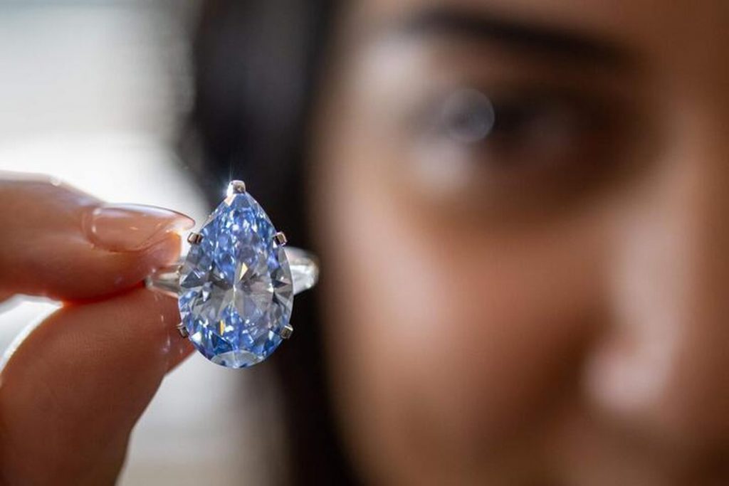 Diamante Laguna Blue