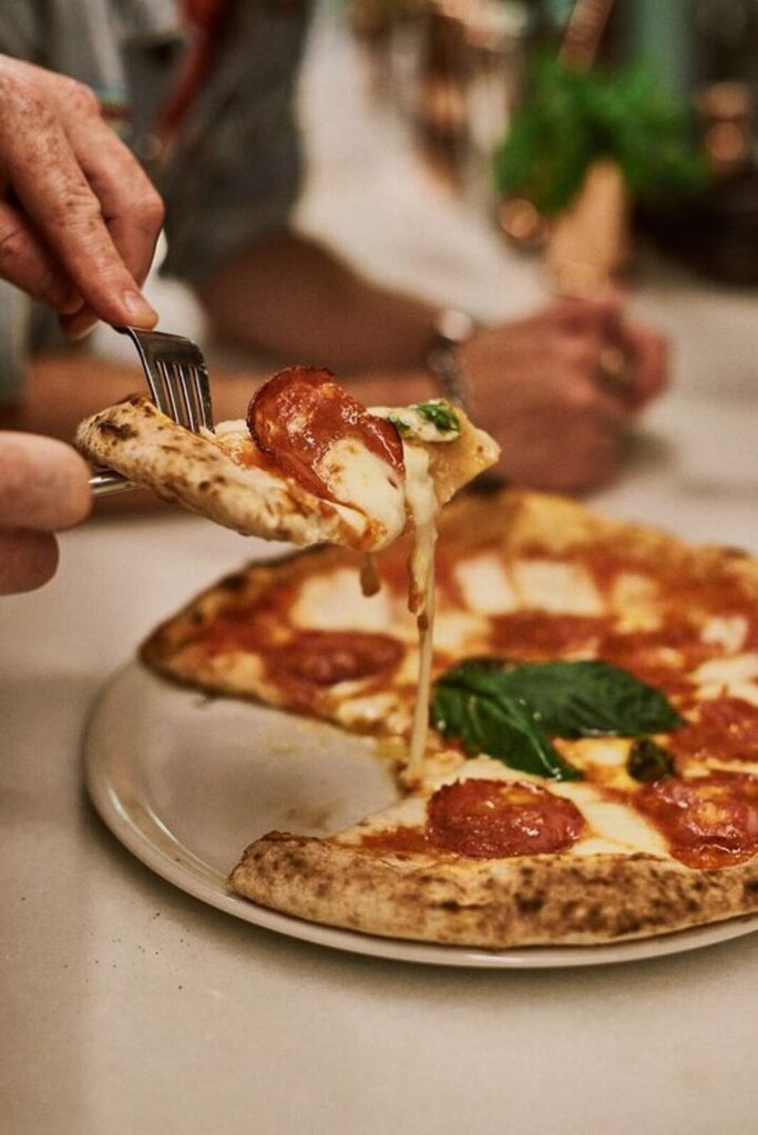 Trozo de pizza, La Pizzer&iacute;a