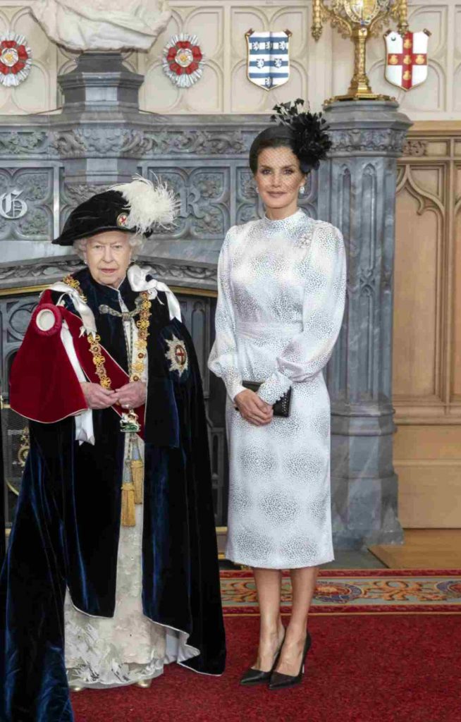 Letizia con la Reina Isabel vestida de Cherubina