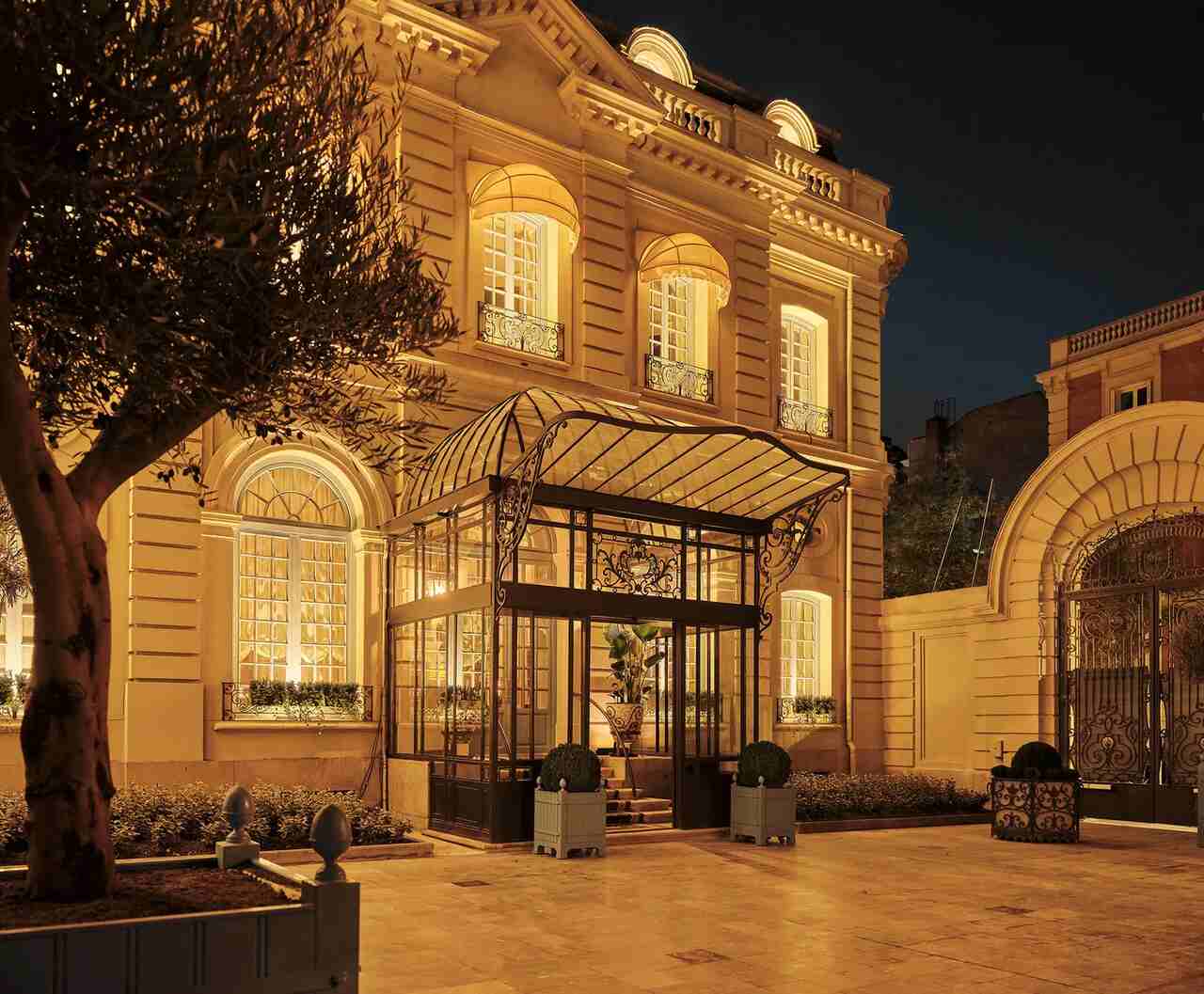 Palacio en Madrid, Hotel en Madrid, diseñador de interiores, Santo Mauro