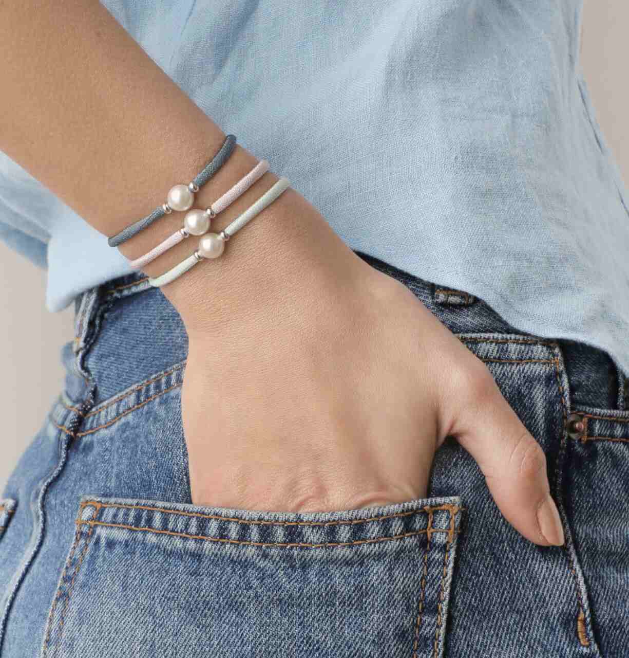 pulseras sencillas, varias pulseras, pulsera majorica