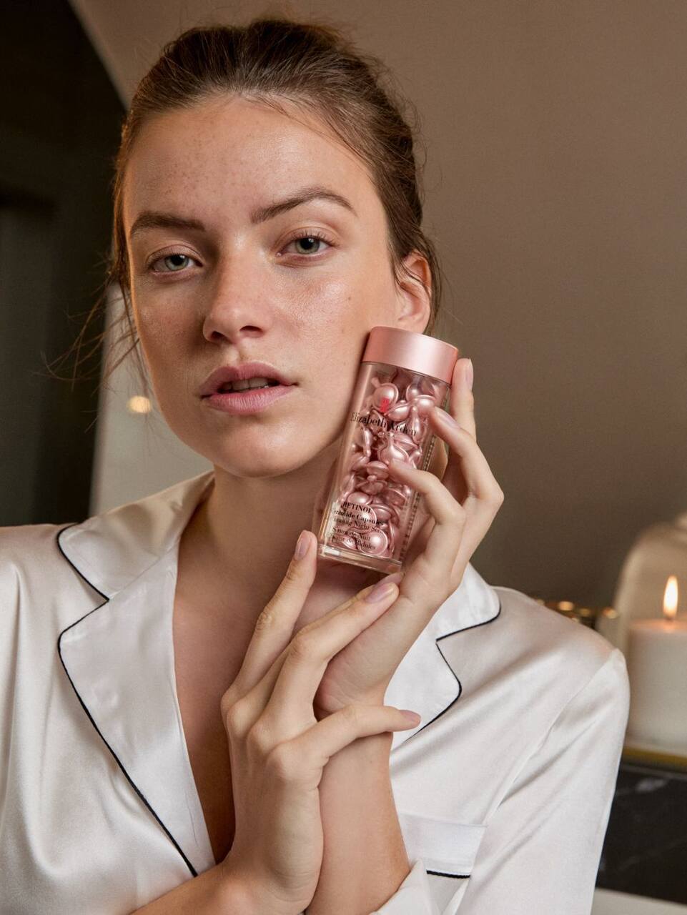 Elizabeth Arden, c&aacute;psulas retinol