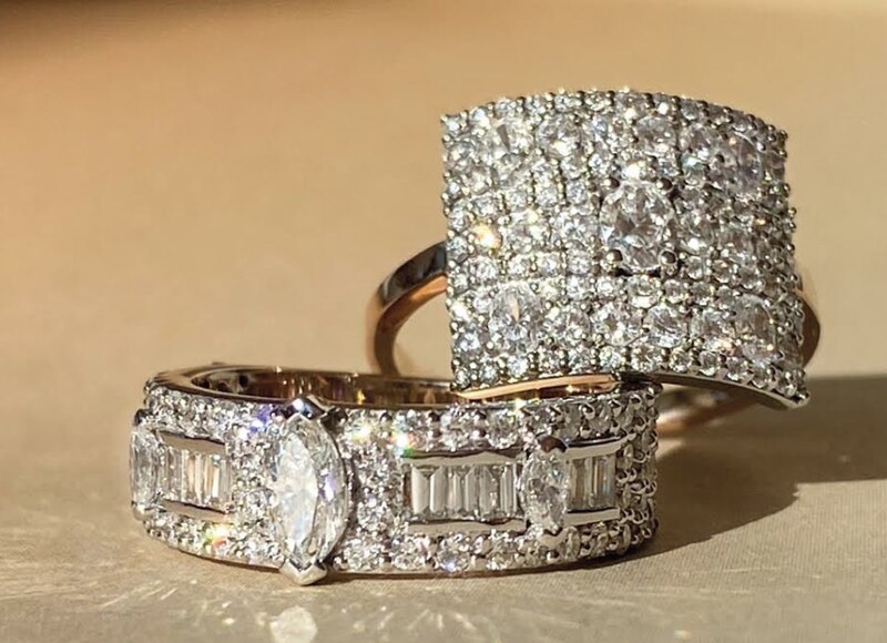 anillo de diamantes