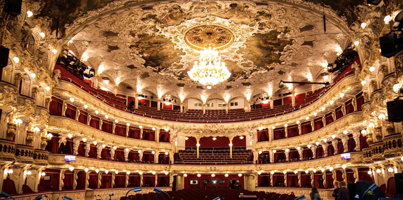 &Oacute;pera de Praga