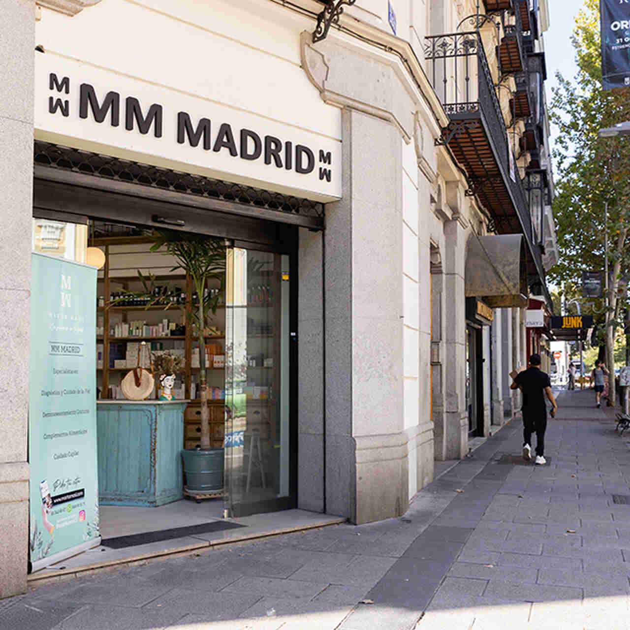 Marta Masi, farmacio, dermocosm&eacute;tica