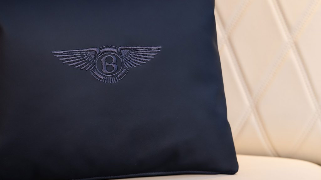 Contest yachts, bentley