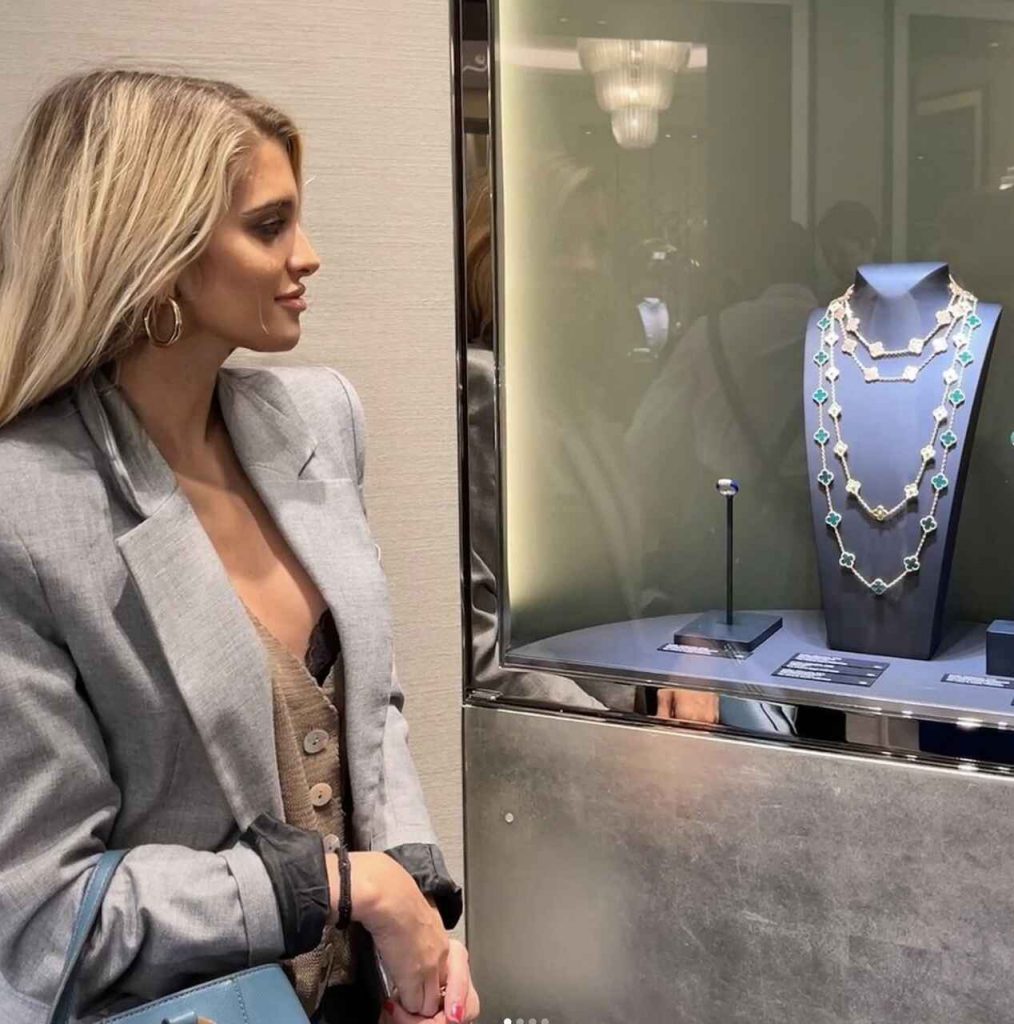 Conociendo la nueva boutique de Van Cleef & Arpels en Barcelona