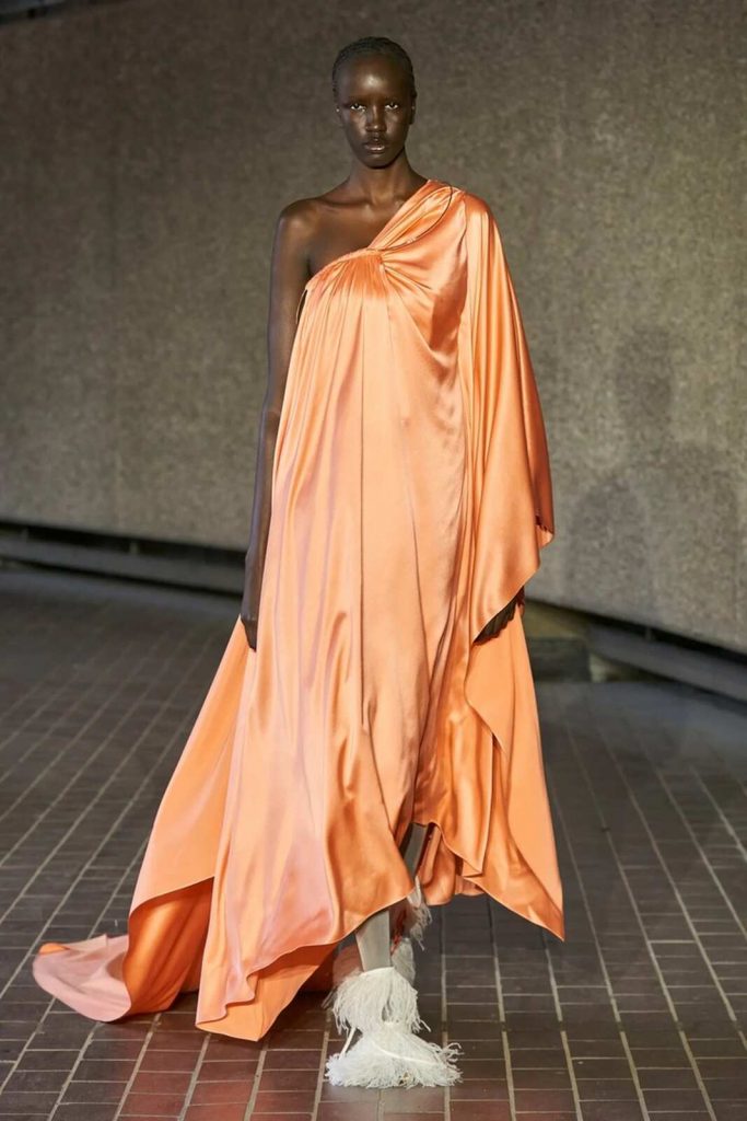 Desfile Roksanda 2024