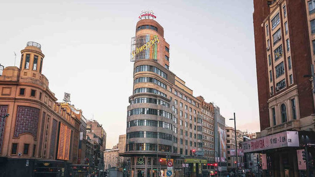Edificio Gran Vía, Capitol
