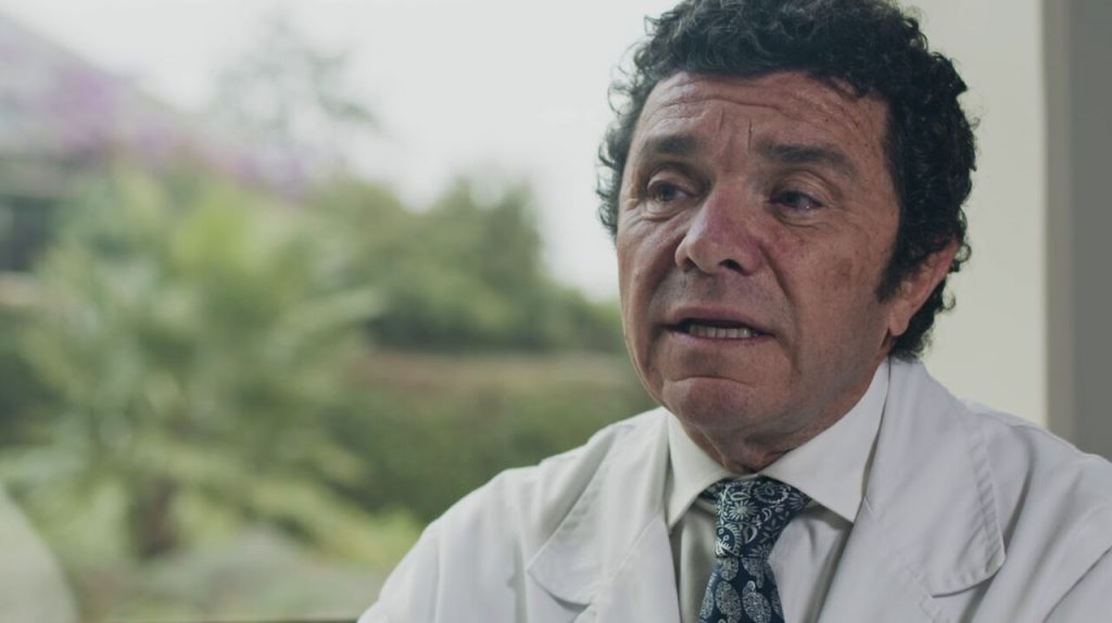 El experto en cirug&iacute;a pl&aacute;stica Dr. Vila Rovira