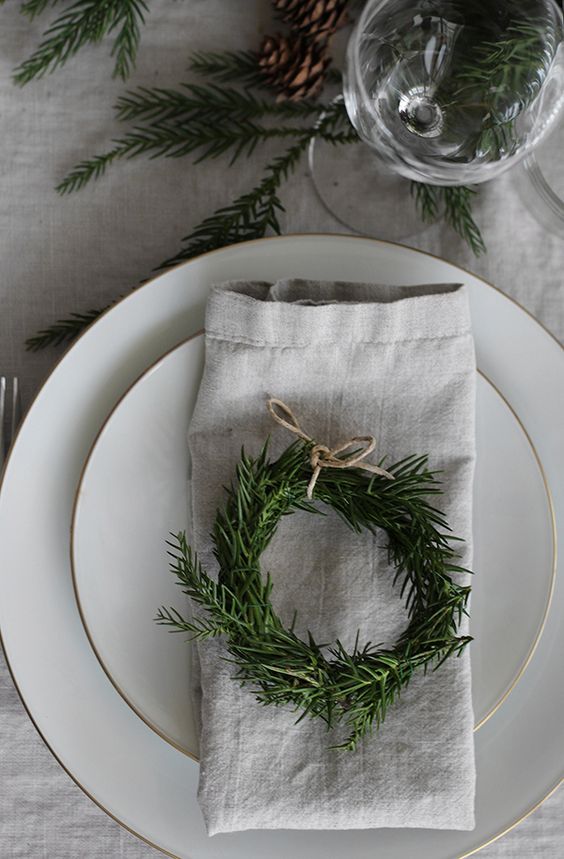 servilleta, navidad, manteler&iacute;a, mesa en navidad, protocolo mesa