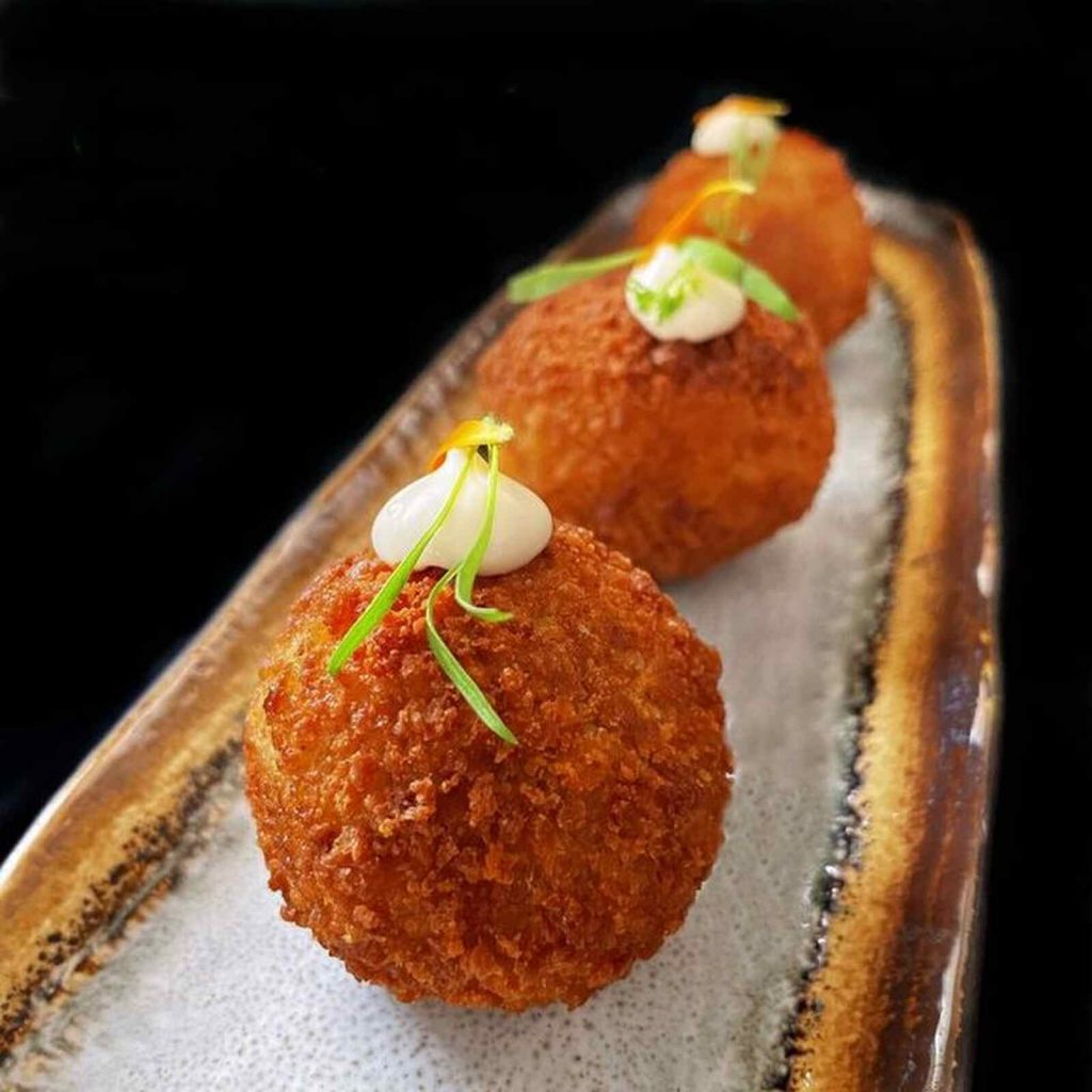 Croquetas ali oli