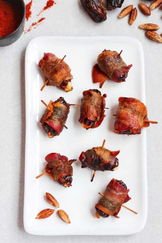 Bacon con d&aacute;tiles