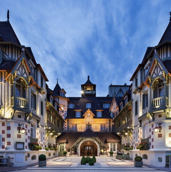 Hotel Normandía