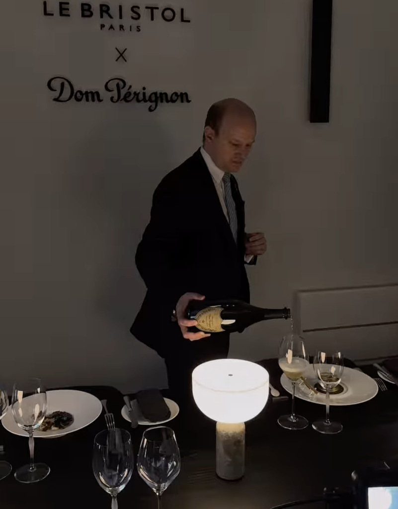 Restaurante Par&iacute;s