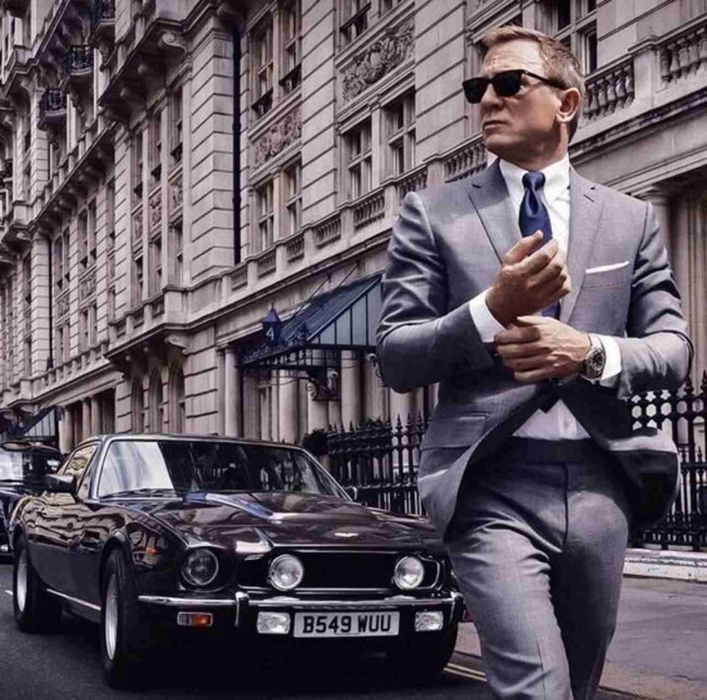 Daniel Craig coche