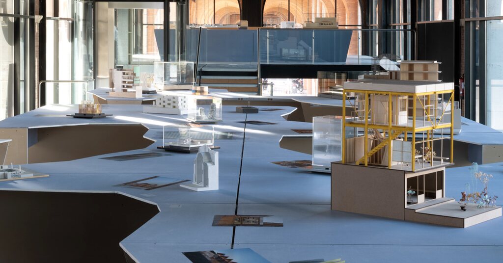 Exposici&oacute;n arquitectura