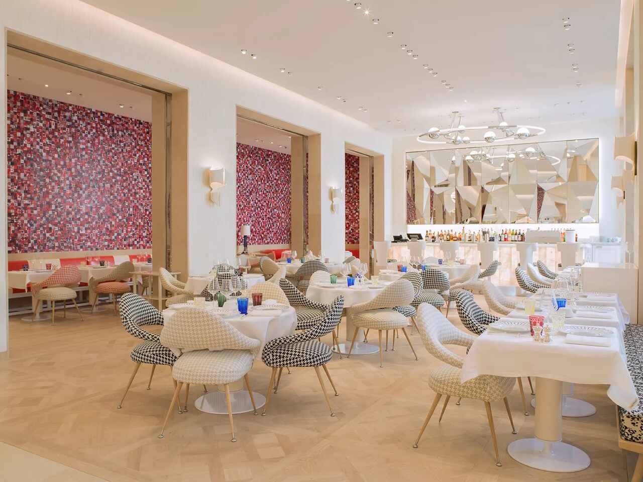 Monsieur Dior, Restaurante Dior, Dior
