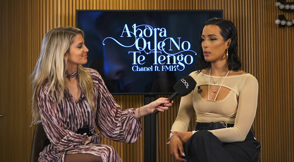 Fina Grosso entrevistando a Chanel Terrero