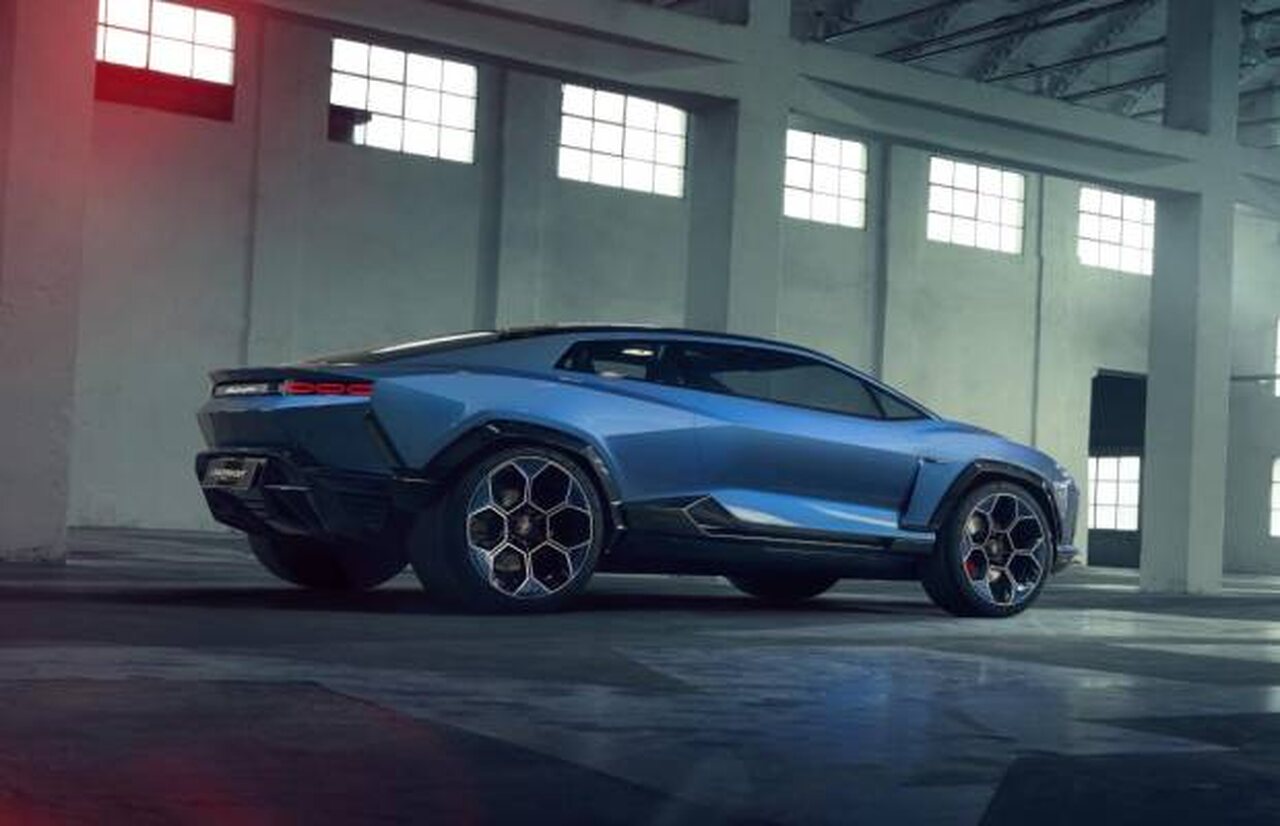 Lamborghini Lanzador, Lamborghini 
