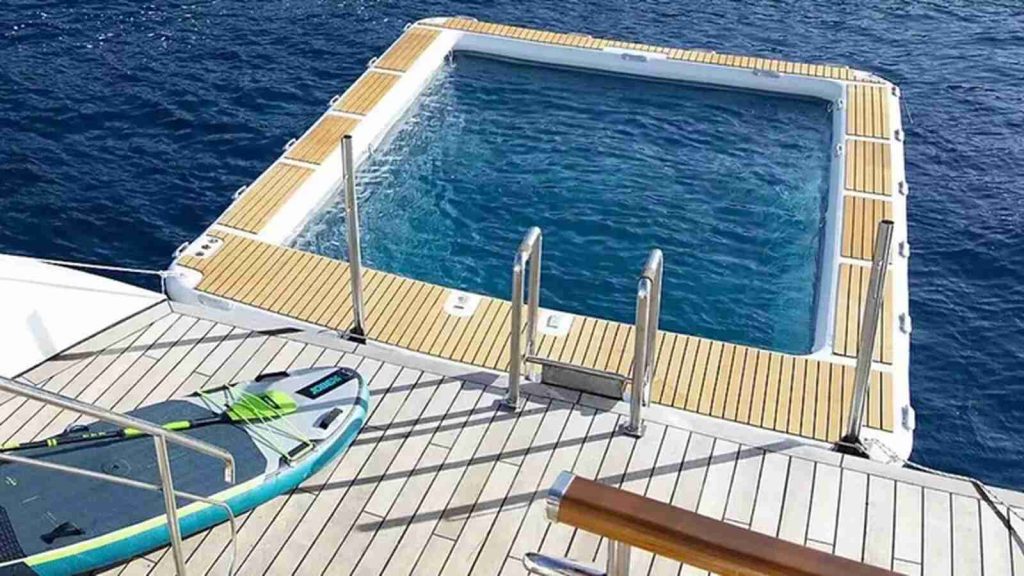 Piscina salada, Le Ponant
