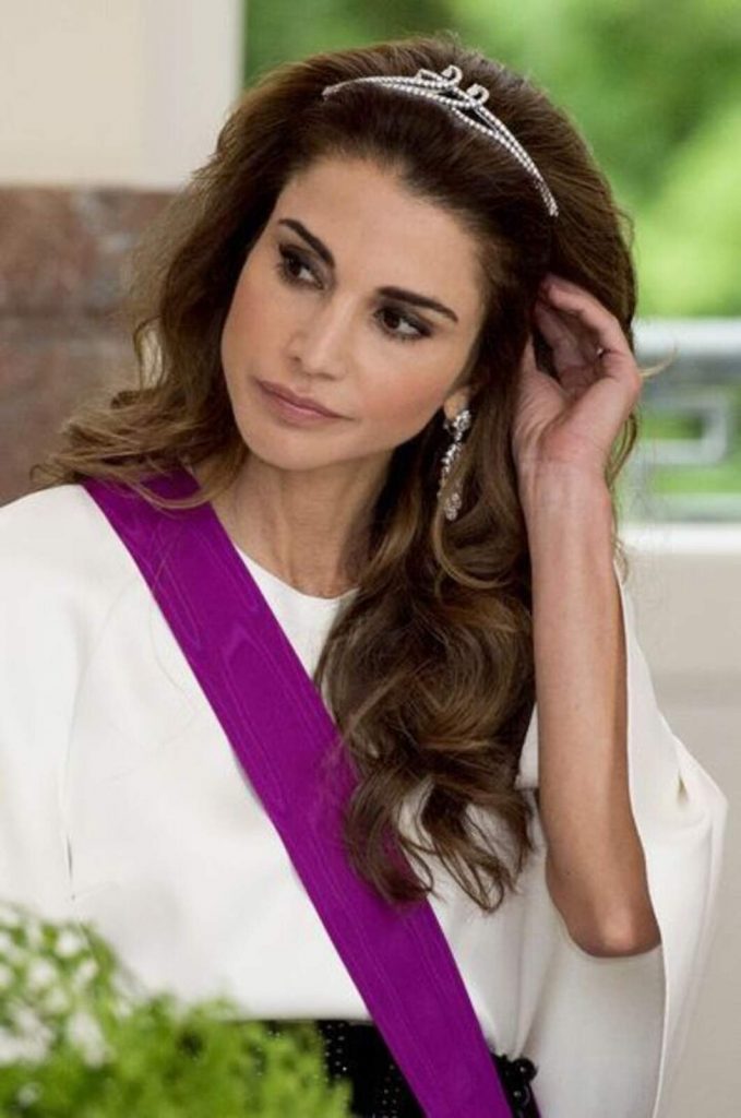 Tiara de Rania, Tiara Boucheron